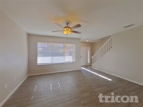 11008 Newbridge Dr in Riverview, FL - Building Photo - Building Photo