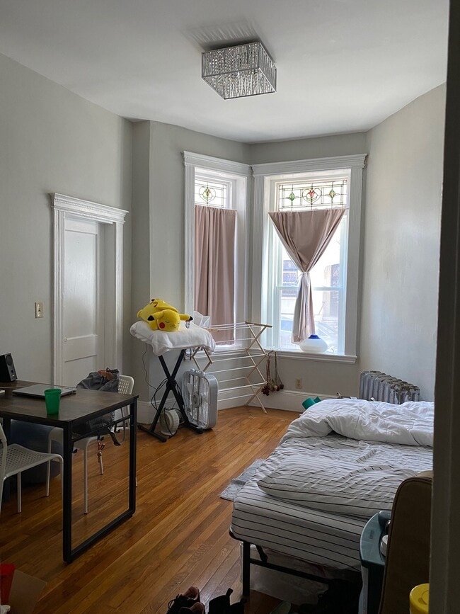 39 Symphony Rd, Unit 1 in Boston, MA - Foto de edificio - Building Photo