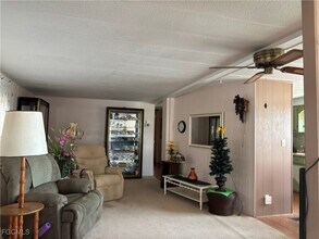 775 Knotty Pine Cir in North Fort Myers, FL - Building Photo - Building Photo