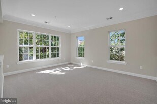 111 Chevy Chase St in Gaithersburg, MD - Building Photo