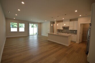 7805 Sofiana Ave in Raleigh, NC - Building Photo - Building Photo