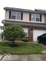 9766 Prairie Smoke Dr in Noblesville, IN - Building Photo