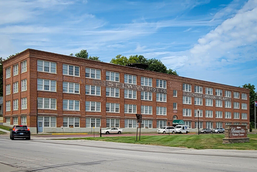 Selwyn Place Senior Apartments in Boonville, MO - Building Photo