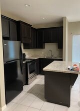 1809 S Texas Blvd, Unit 3 in Weslaco, TX - Building Photo - Building Photo