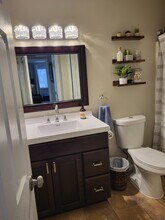 950 E Rue de la Banque, Unit 310 in Creve Coeur, MO - Building Photo - Building Photo