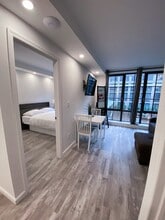 433 W 53rd St in New York, NY - Building Photo - Building Photo