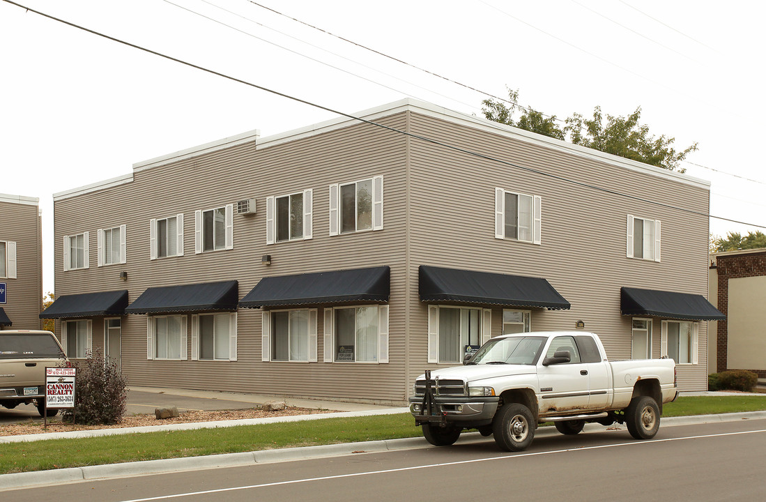 23260 Main St in Hampton, MN - Building Photo