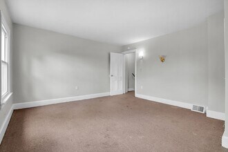 276 W St Joseph St in Easton, PA - Building Photo - Building Photo