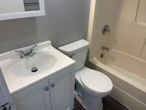 1034 N 8th St in Terre Haute, IN - Building Photo - Building Photo