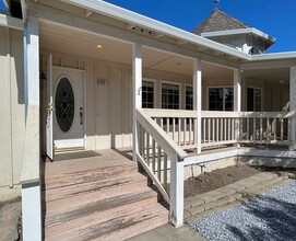 1901 Emerald Dr in Calistoga, CA - Building Photo - Building Photo