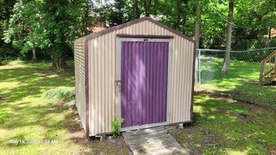 1104 Logan St in Greensboro, NC - Building Photo - Building Photo