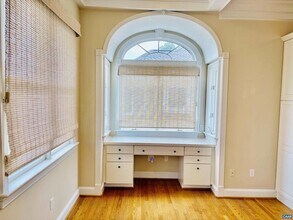 495 Ednam Cir, Unit 1009 in Charlottesville, VA - Building Photo - Building Photo