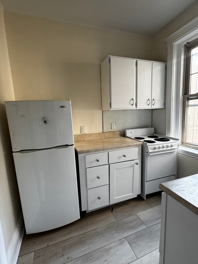 65 Park Dr, Unit 25-8