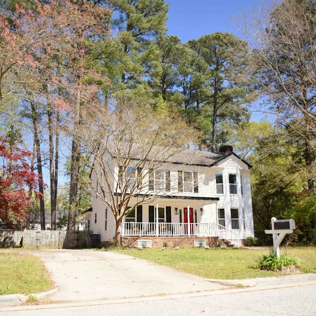 property at 5013 Brassfield Dr
