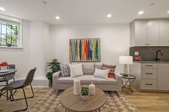 1979 Biltmore St NW in Washington, DC - Building Photo - Building Photo