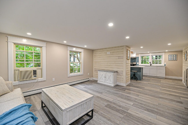 36 Barbour Rd in Hampton, NH - Building Photo - Building Photo