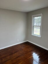 2413 Coy Ave in Kalamazoo, MI - Building Photo - Building Photo