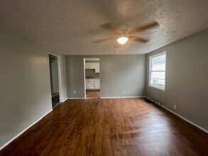 1233 Huey St in South Bend, IN - Building Photo - Building Photo