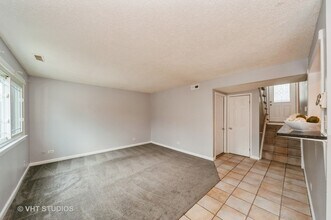 1794 Howe Ln in Hanover Park, IL - Building Photo - Building Photo