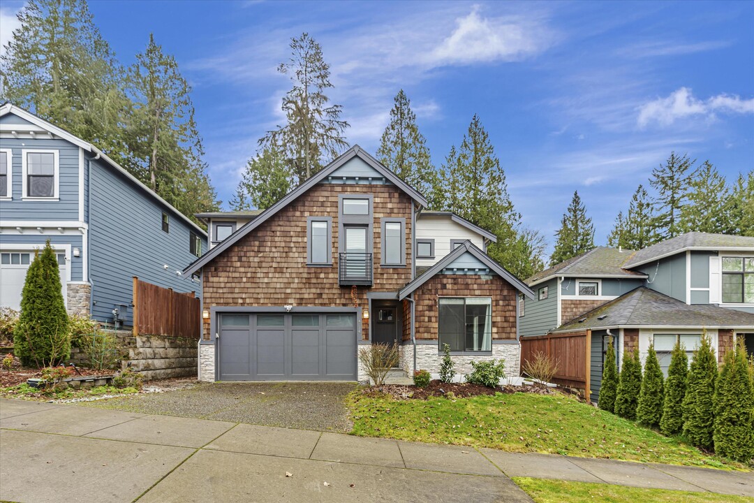 4114 230th Pl SE in Bothell, WA - Foto de edificio