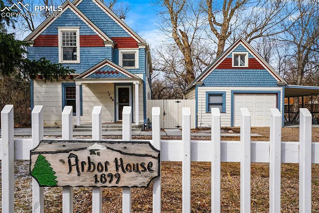 1706 Arbor Way in Colorado Springs, CO - Foto de edificio