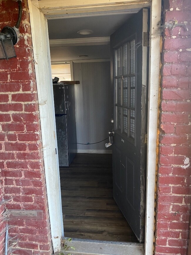 property at 301 Walnut St