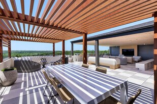 Cadena at the Falls in Austin, TX - Building Photo