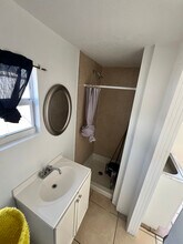 1155 SW 129th Ave in Miami, FL - Foto de edificio - Building Photo