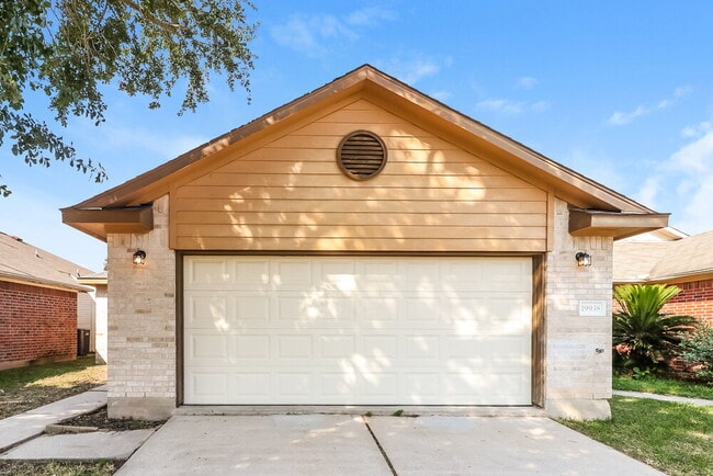 property at 19938 Sycamore Valley Dr