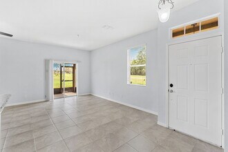 2341 Betsy Ross Ln in St. Cloud, FL - Building Photo - Building Photo