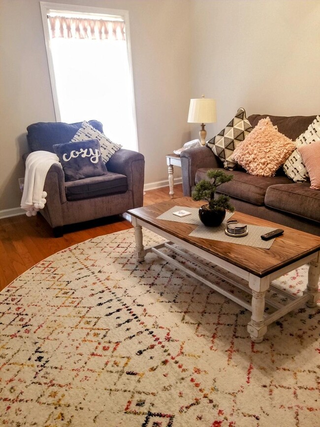 property at 1064 N Montgomery St