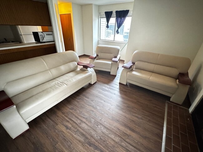 5745 Autumn Ridge Ct, Unit Apt A in Peoria, IL - Building Photo - Building Photo