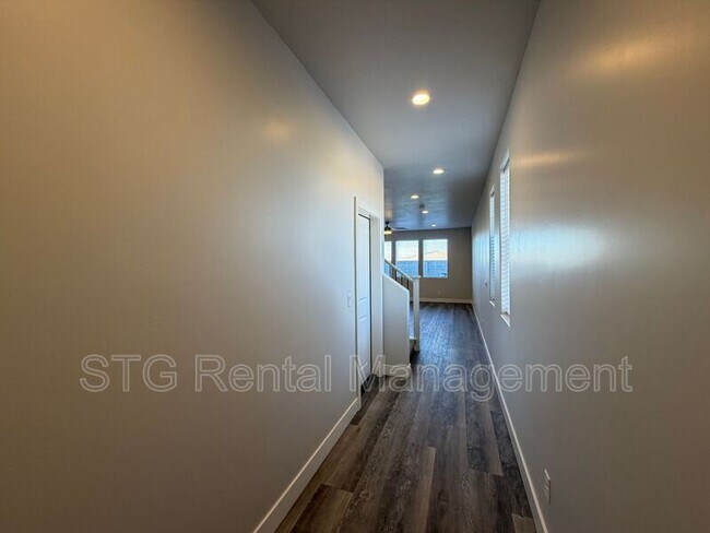 1010 S 4380 W in Hurricane, UT - Building Photo - Building Photo