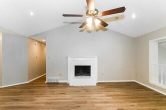 3820 Ramblewood Dr in Horn Lake, MS - Building Photo - Building Photo