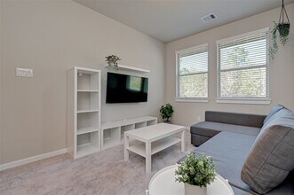 559 Longleaf Pine Dr in Montgomery, TX - Building Photo - Building Photo