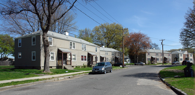 Leo P. Senecal Apartments in Chicopee, MA - Building Photo - Building Photo