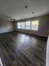 8 Shuman Cir in Urbana, IL - Building Photo - Building Photo