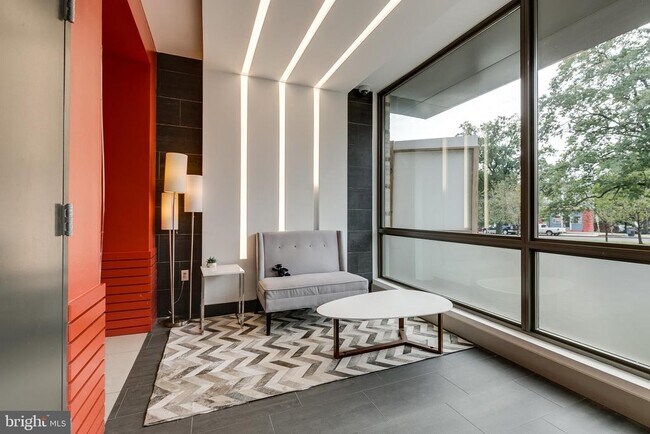 1500 Pennsylvania Ave. SE, Unit 404 in Washington, DC - Building Photo - Building Photo