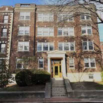 333 Harvard St in Cambridge, MA - Building Photo