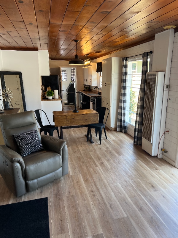 33574 Washington Dr in Yucaipa, CA - Foto de edificio - Building Photo