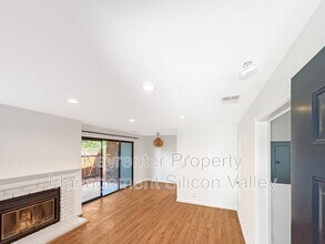 1902 La Terrace Cir in San Jose, CA - Building Photo - Building Photo