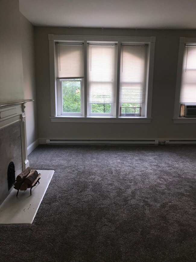 1814 Bolton St, Unit 2nd floor