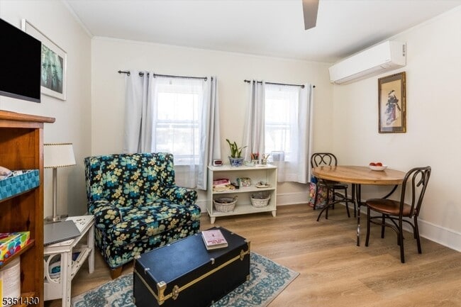 6 Boyden Pkwy S in Maplewood, NJ - Building Photo - Building Photo