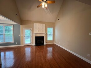 1102 Highmoor Ln in Evans, GA - Building Photo - Building Photo