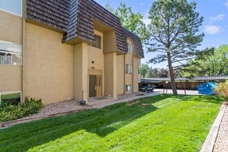 7615 E Quincy Ave in Denver, CO - Building Photo - Building Photo
