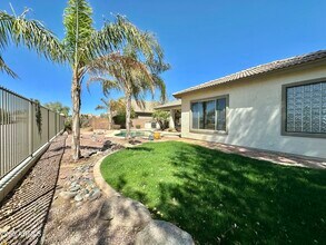 6562 S Crestview Dr in Gilbert, AZ - Building Photo - Building Photo