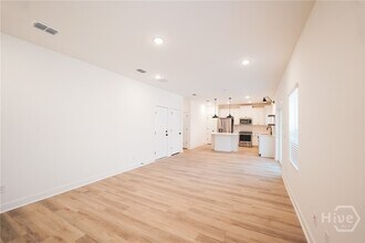 108 Kingswood Cir in Bloomingdale, GA - Building Photo - Building Photo