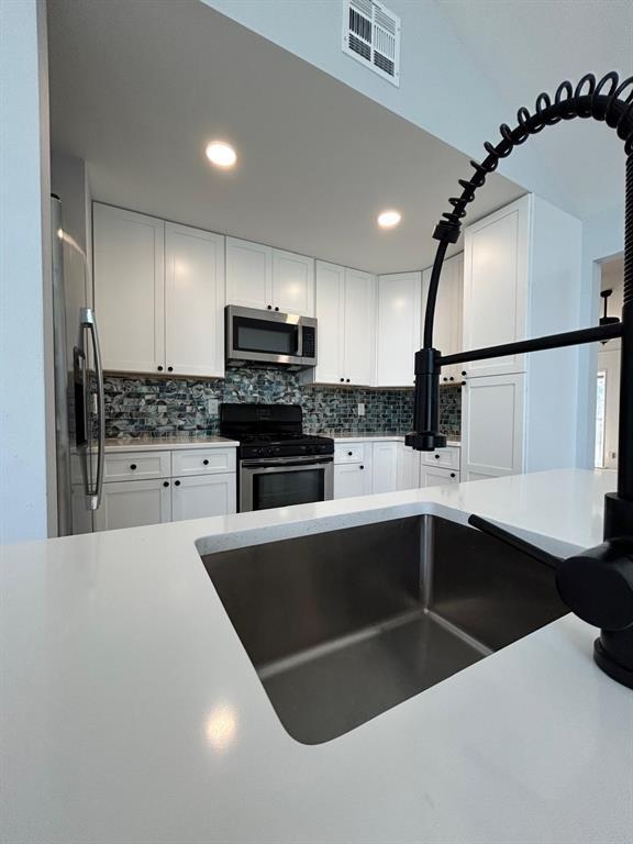 11803 Charing Cross Rd in Austin, TX - Building Photo - Building Photo