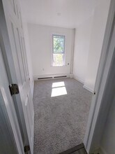 143 Danforth Ave, Unit 1 in Jersey City, NJ - Building Photo - Building Photo