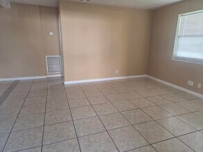 1509 Pine Tree Ct in West Palm Beach, FL - Building Photo - Building Photo